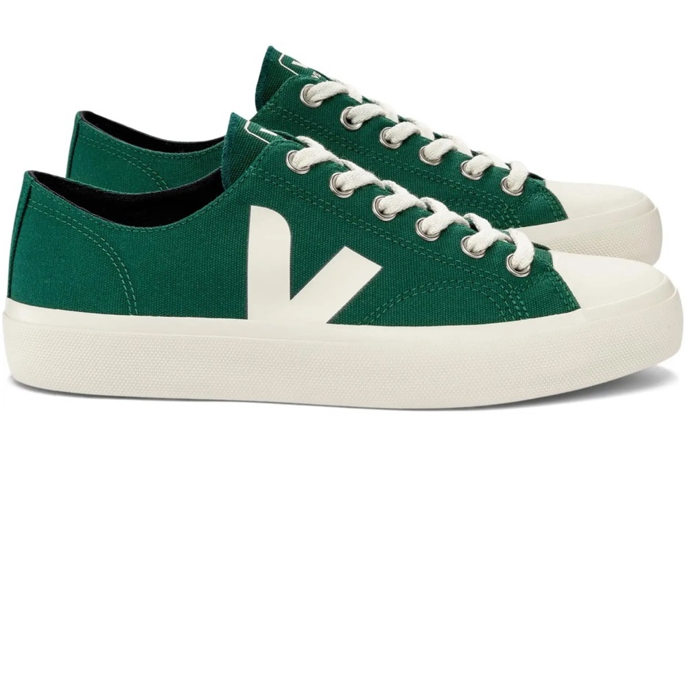 VEJA Wata II Low Men's Sneakers Sizes 9 & 11.5 Color Poker Pierre